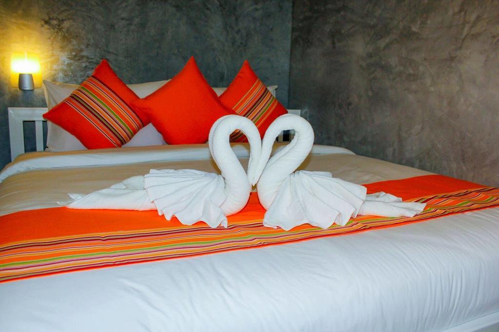 Ban'S Avenue Guesthouse Ko Tao Buitenkant foto