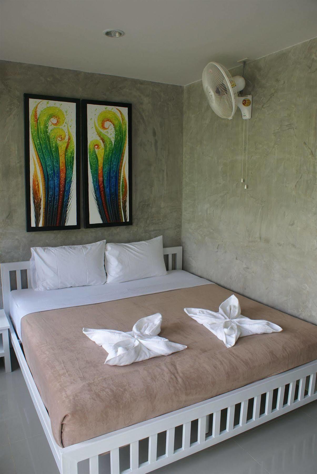 Ban'S Avenue Guesthouse Ko Tao Buitenkant foto